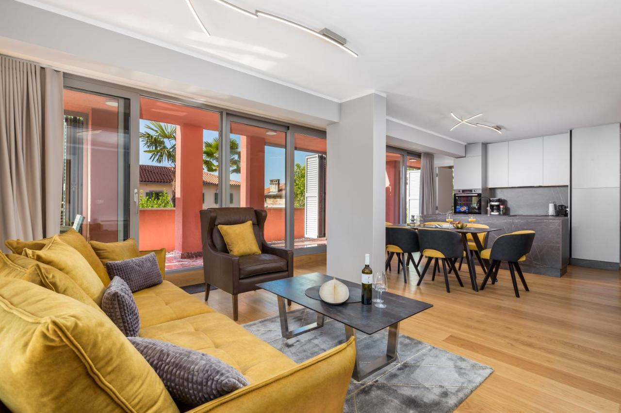 Luxury City Center Apartment -50M To The Sea Опатия Экстерьер фото